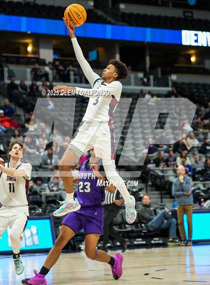Thumbnail 2 in Denver South vs Dakota Ridge (Ball Arena) photogallery.