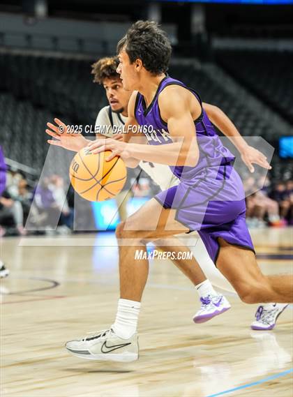 Thumbnail 2 in Denver South vs Dakota Ridge (Ball Arena) photogallery.