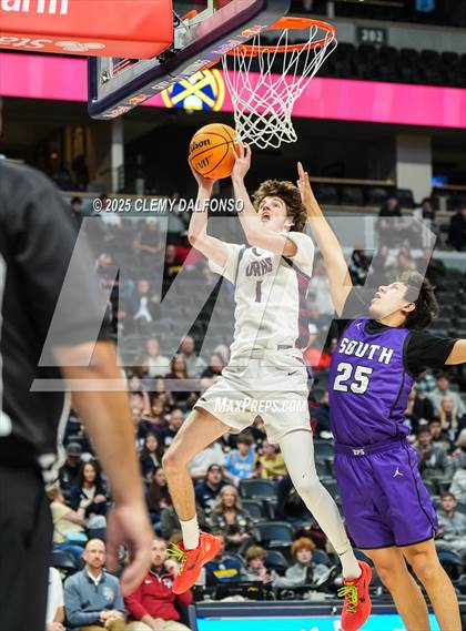Thumbnail 3 in Denver South vs Dakota Ridge (Ball Arena) photogallery.