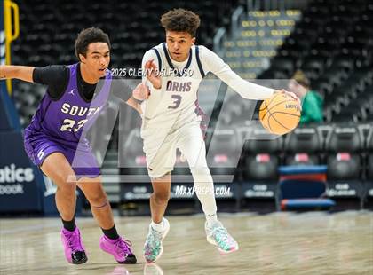 Thumbnail 3 in Denver South vs Dakota Ridge (Ball Arena) photogallery.