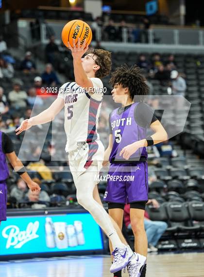 Thumbnail 2 in Denver South vs Dakota Ridge (Ball Arena) photogallery.