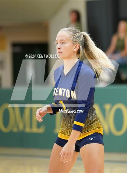Thumbnail 2 in Oxford vs. Trenton (Notre Dame Prep Quad) photogallery.
