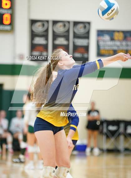 Thumbnail 2 in Oxford vs. Trenton (Notre Dame Prep Quad) photogallery.