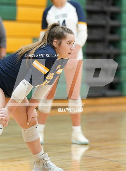 Thumbnail 1 in Oxford vs. Trenton (Notre Dame Prep Quad) photogallery.