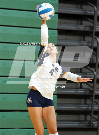 Thumbnail 1 in Oxford vs. Trenton (Notre Dame Prep Quad) photogallery.