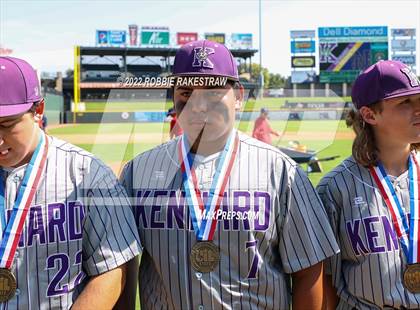 Thumbnail 2 in Nazareth vs. Kennard (UIL 1A Baseball Semifinal) photogallery.