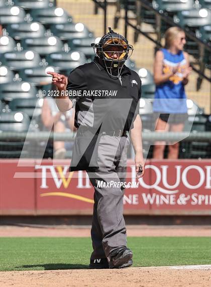Thumbnail 3 in Nazareth vs. Kennard (UIL 1A Baseball Semifinal) photogallery.