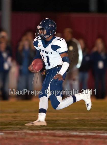 Thumbnail 2 in Elsinore vs. Summit (CIF SS Eastern Division Final) photogallery.