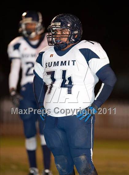 Thumbnail 2 in Elsinore vs. Summit (CIF SS Eastern Division Final) photogallery.