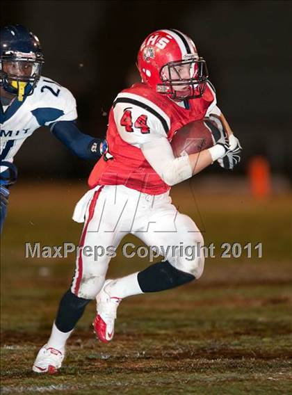 Thumbnail 2 in Elsinore vs. Summit (CIF SS Eastern Division Final) photogallery.