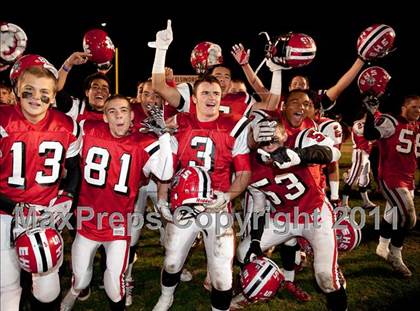 Thumbnail 3 in Elsinore vs. Summit (CIF SS Eastern Division Final) photogallery.