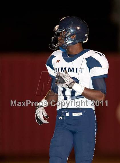 Thumbnail 3 in Elsinore vs. Summit (CIF SS Eastern Division Final) photogallery.