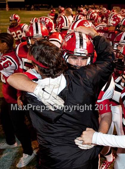 Thumbnail 2 in Elsinore vs. Summit (CIF SS Eastern Division Final) photogallery.