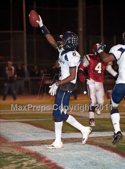Thumbnail 2 in Elsinore vs. Summit (CIF SS Eastern Division Final) photogallery.