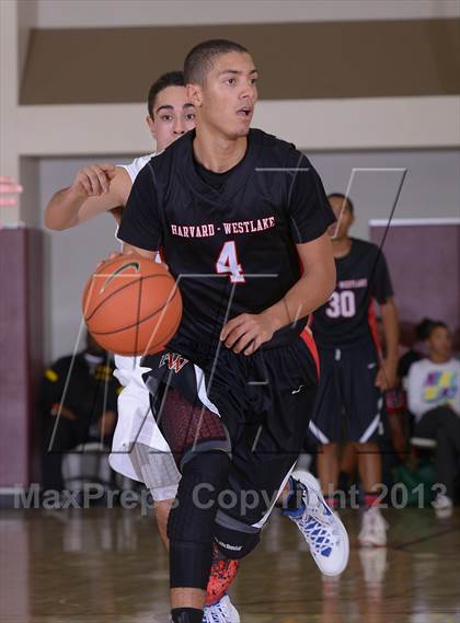 Thumbnail 2 in Harvard-Westlake vs. Catalina Foothills (MaxPreps Holiday Classic) photogallery.