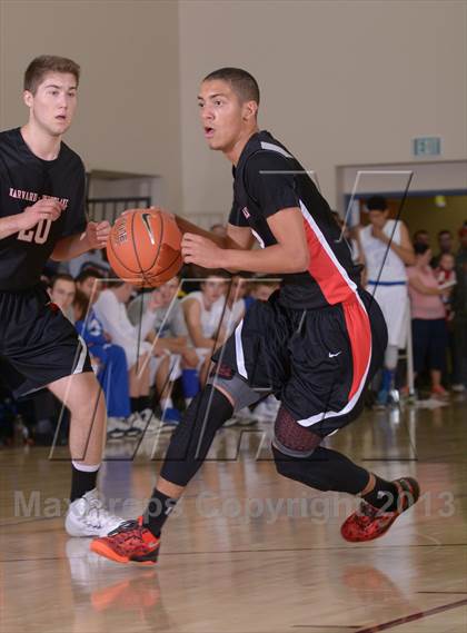 Thumbnail 1 in Harvard-Westlake vs. Catalina Foothills (MaxPreps Holiday Classic) photogallery.