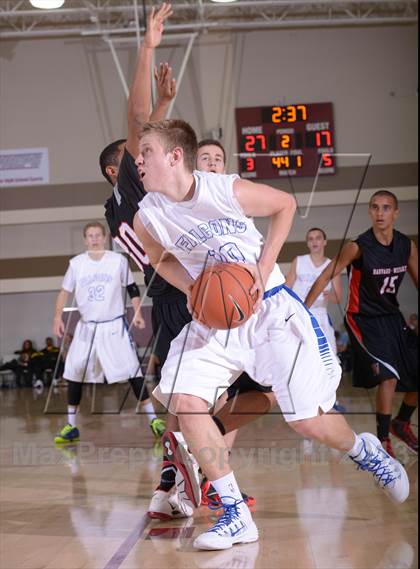 Thumbnail 2 in Harvard-Westlake vs. Catalina Foothills (MaxPreps Holiday Classic) photogallery.