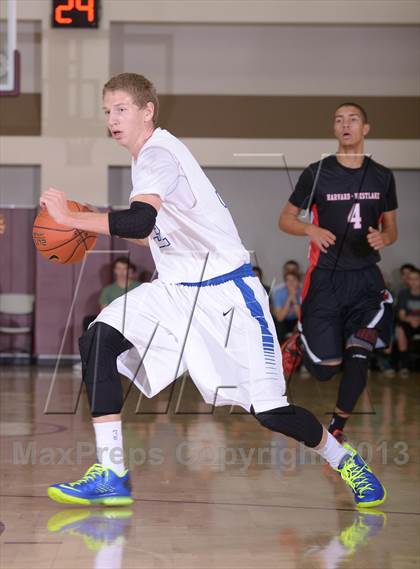 Thumbnail 1 in Harvard-Westlake vs. Catalina Foothills (MaxPreps Holiday Classic) photogallery.