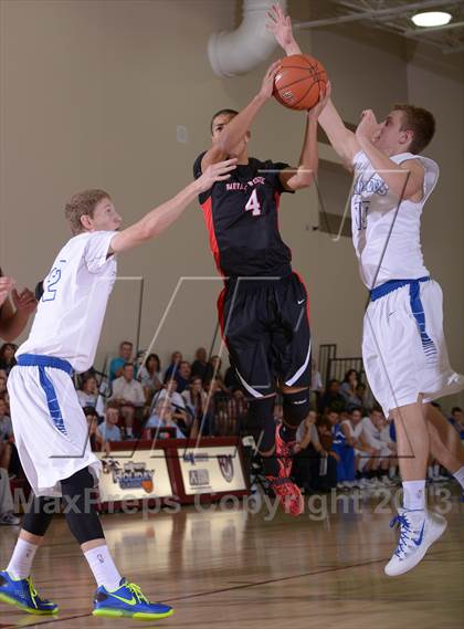 Thumbnail 1 in Harvard-Westlake vs. Catalina Foothills (MaxPreps Holiday Classic) photogallery.