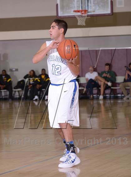 Thumbnail 3 in Harvard-Westlake vs. Catalina Foothills (MaxPreps Holiday Classic) photogallery.