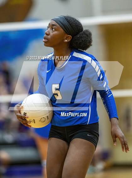 Thumbnail 2 in St. Pauls @ Jack Britt photogallery.