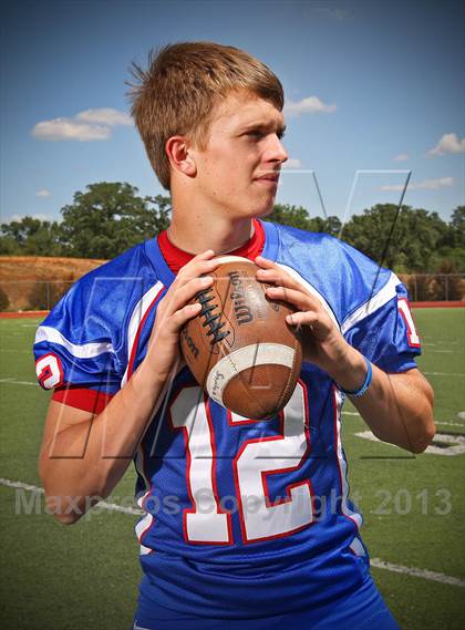Thumbnail 1 in Folsom (Preseason Top 25 Photo Shoot)  photogallery.