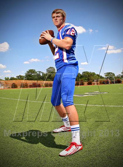 Thumbnail 3 in Folsom (Preseason Top 25 Photo Shoot)  photogallery.