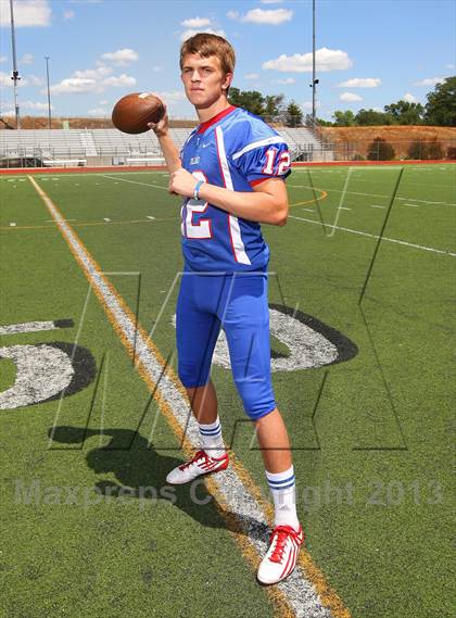 Thumbnail 3 in Folsom (Preseason Top 25 Photo Shoot)  photogallery.
