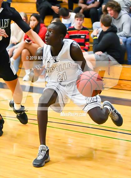 Thumbnail 1 in Apollo vs. Deer Valley (Sunnyslope Hoopsgiving Tournament) photogallery.