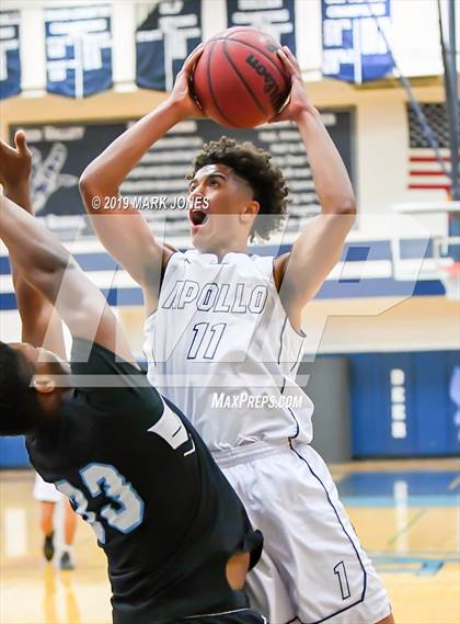 Thumbnail 2 in Apollo vs. Deer Valley (Sunnyslope Hoopsgiving Tournament) photogallery.