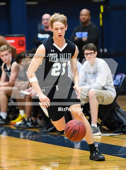 Thumbnail 2 in Apollo vs. Deer Valley (Sunnyslope Hoopsgiving Tournament) photogallery.