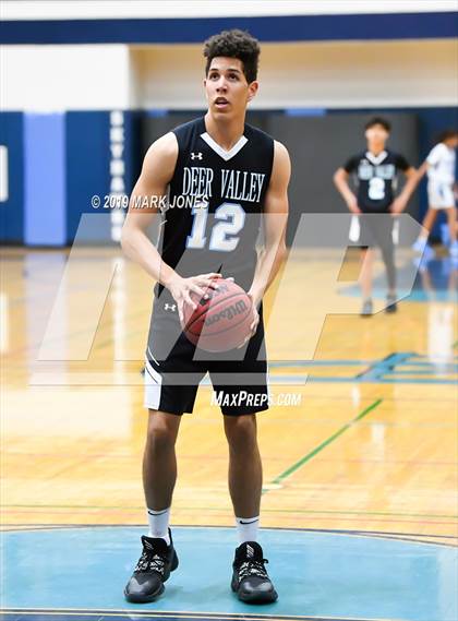 Thumbnail 1 in Apollo vs. Deer Valley (Sunnyslope Hoopsgiving Tournament) photogallery.