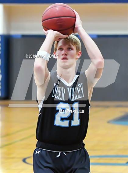 Thumbnail 3 in Apollo vs. Deer Valley (Sunnyslope Hoopsgiving Tournament) photogallery.