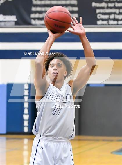 Thumbnail 2 in Apollo vs. Deer Valley (Sunnyslope Hoopsgiving Tournament) photogallery.