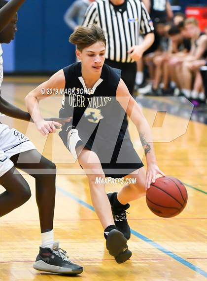 Thumbnail 3 in Apollo vs. Deer Valley (Sunnyslope Hoopsgiving Tournament) photogallery.