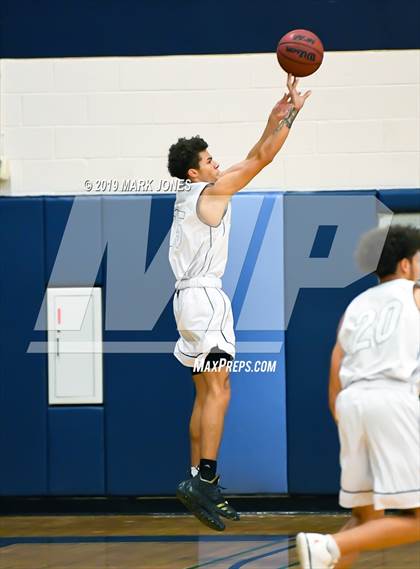 Thumbnail 1 in Apollo vs. Deer Valley (Sunnyslope Hoopsgiving Tournament) photogallery.