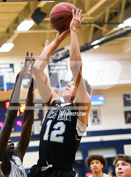 Thumbnail 2 in Apollo vs. Deer Valley (Sunnyslope Hoopsgiving Tournament) photogallery.