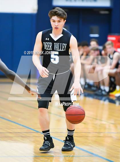 Thumbnail 2 in Apollo vs. Deer Valley (Sunnyslope Hoopsgiving Tournament) photogallery.