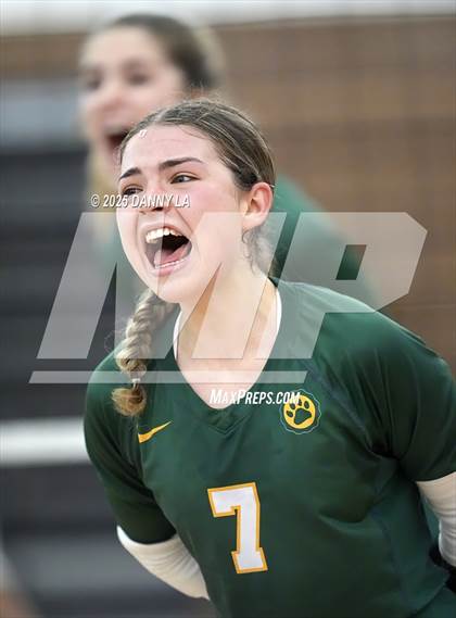 Thumbnail 1 in Georgetown Visitation Prep vs. Charles J. Colgan photogallery.