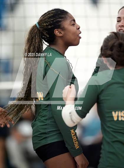 Thumbnail 2 in Georgetown Visitation Prep vs. Charles J. Colgan photogallery.