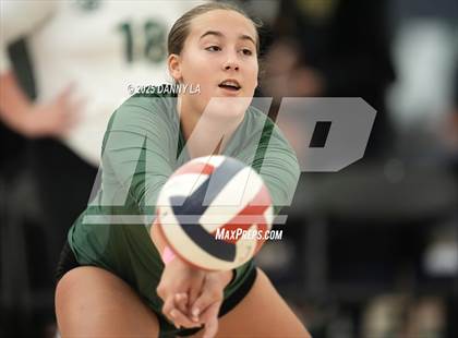 Thumbnail 1 in Georgetown Visitation Prep vs. Charles J. Colgan photogallery.