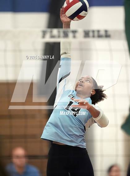 Thumbnail 2 in Georgetown Visitation Prep vs. Charles J. Colgan photogallery.