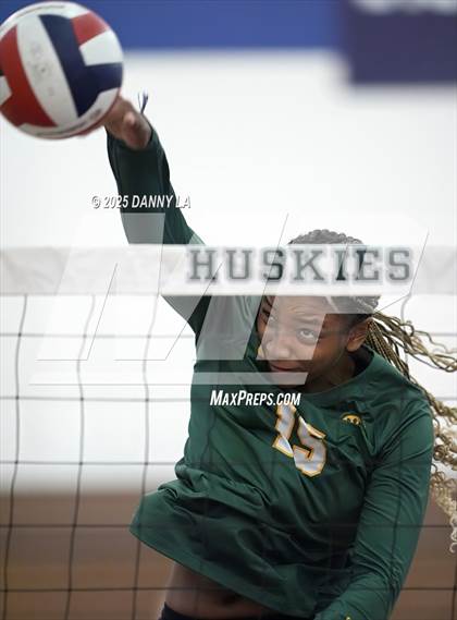 Thumbnail 2 in Georgetown Visitation Prep vs. Charles J. Colgan photogallery.