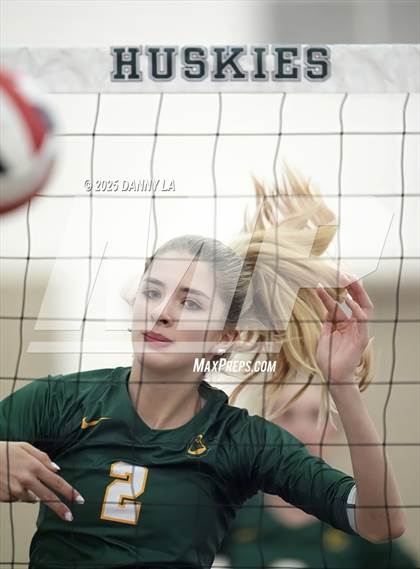 Thumbnail 2 in Georgetown Visitation Prep vs. Charles J. Colgan photogallery.