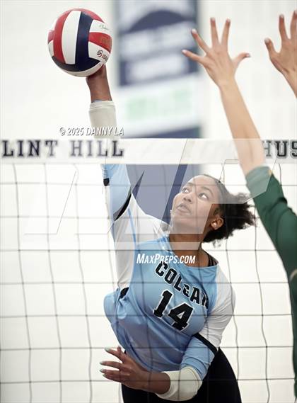 Thumbnail 2 in Georgetown Visitation Prep vs. Charles J. Colgan photogallery.