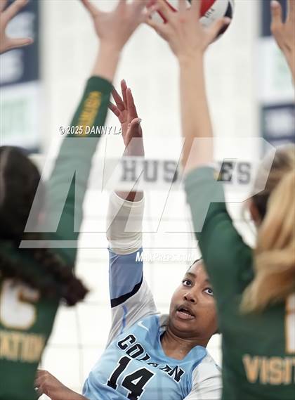 Thumbnail 1 in Georgetown Visitation Prep vs. Charles J. Colgan photogallery.