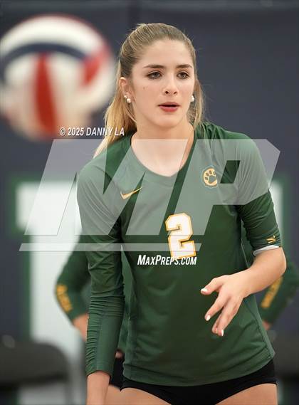 Thumbnail 1 in Georgetown Visitation Prep vs. Charles J. Colgan photogallery.