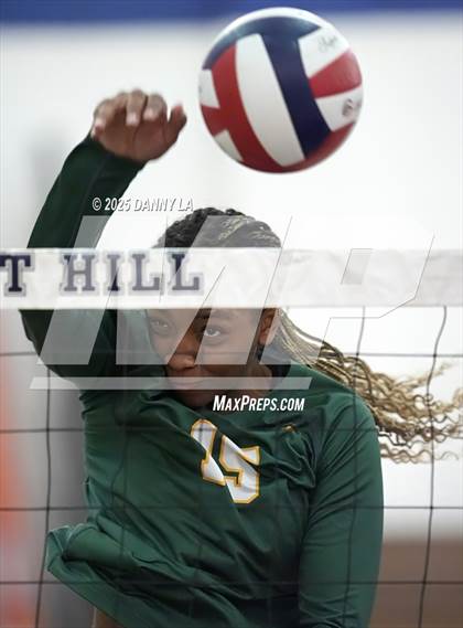 Thumbnail 3 in Georgetown Visitation Prep vs. Charles J. Colgan photogallery.
