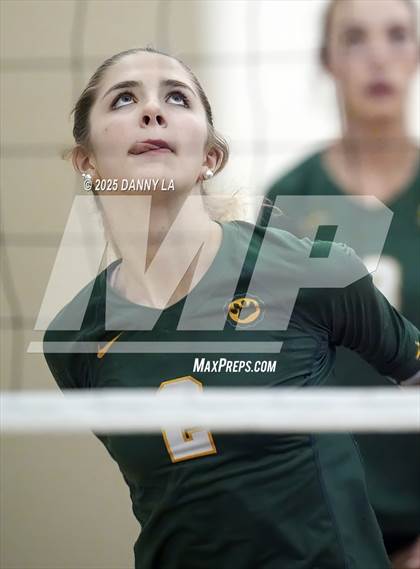 Thumbnail 1 in Georgetown Visitation Prep vs. Charles J. Colgan photogallery.