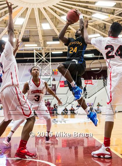 Thumbnail 3 in Archbishop Carroll vs. Simeon (Spalding HoopHall Classic) photogallery.